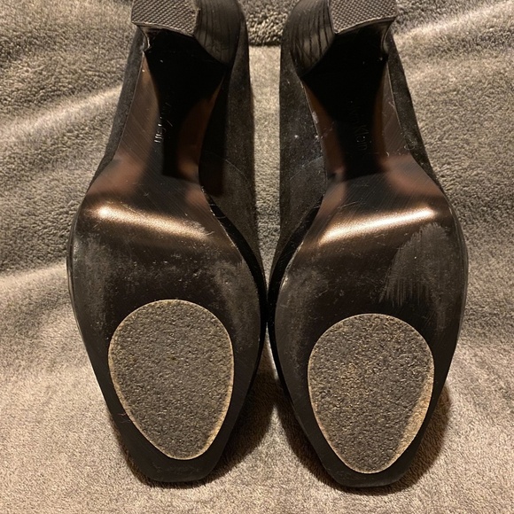 Calvin Klein Heels - 9.5 - Picture 5 of 5